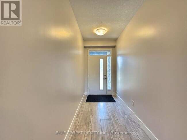 Photo - 2112 Meadowgate Blvd