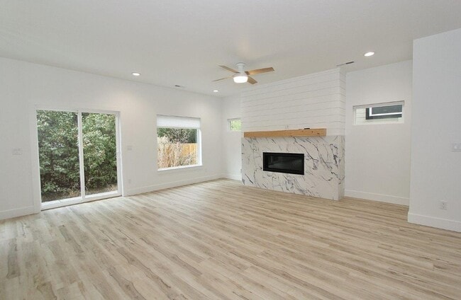 Photo - Immaculate Bench Home!