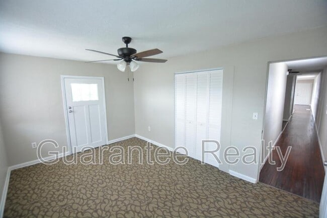 Photo - 1712 E Hinson Ave