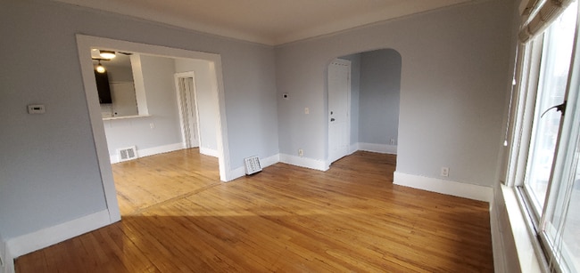 Photo - 351 Edgewood Pl Unit Apt 2