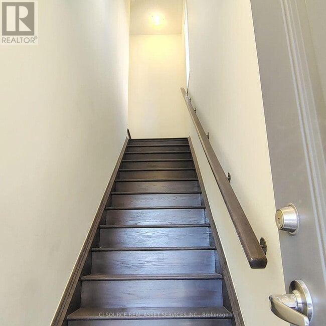 Photo - 250 Lagerfeld Dr