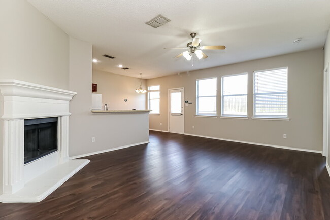 Photo - 6460 Downeast Dr