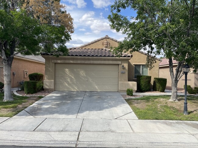 Carry Over Showing: This property has been... - Carry Over Showing: This property has been... House