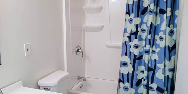 Photo - 718 S 1st St