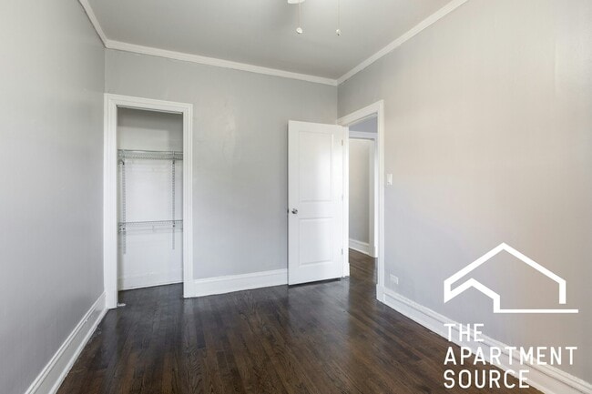 Photo - 4869 N Washtenaw Ave Unit 3f