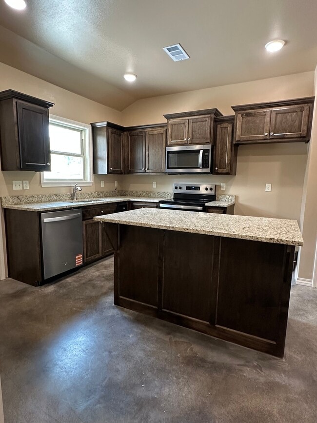Photo - 1016 S El Paso Ave Unit 1016 S El Paso 5