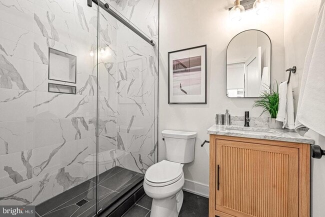 Photo - 2303 Delancey St Unit 3F