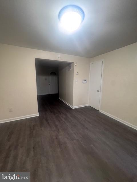 Photo - 5031 Huron St