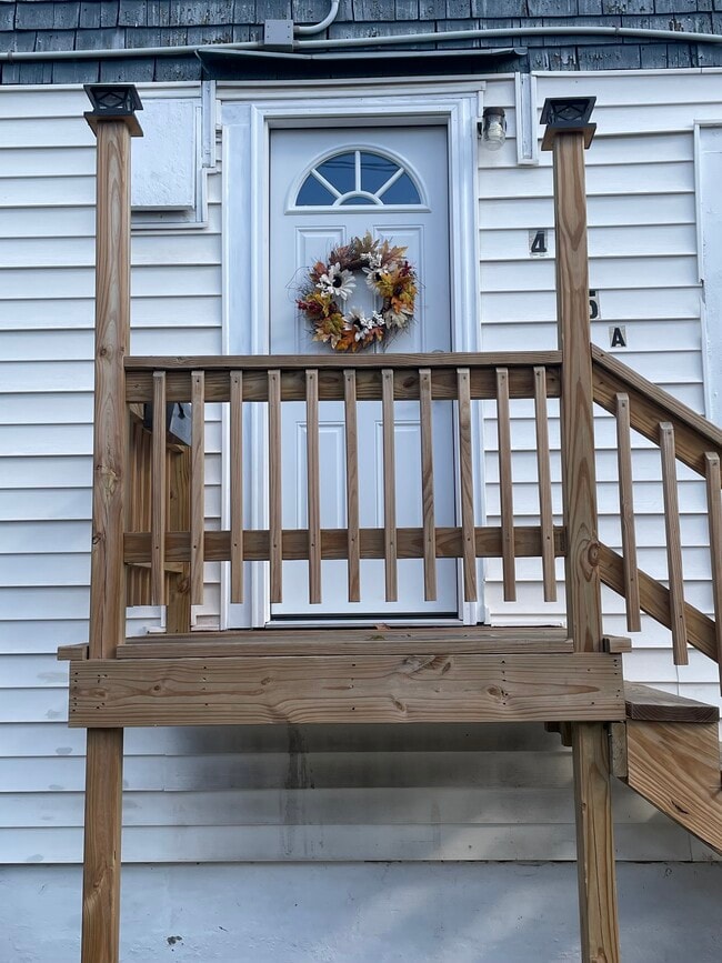 Private Entrance - 415 9th St Unit 415-1