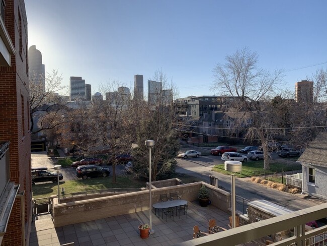 Photo - 1700 Emerson St Unit 306