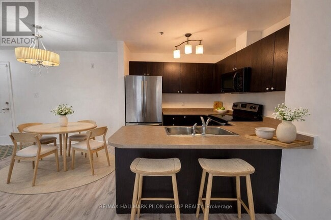 Photo - 151 Potts Private Unit 110