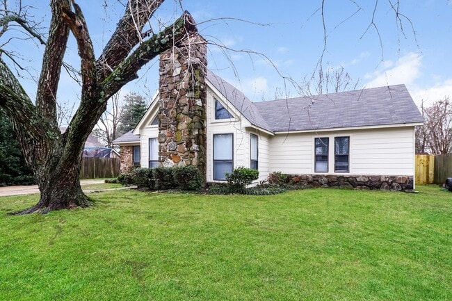 Photo - 6628 Birch Run Ln
