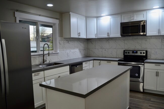 Photo - 12755 Phinney Ave N