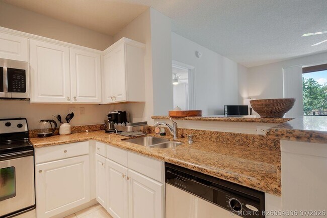 11790 St Andrews Place Unit 206