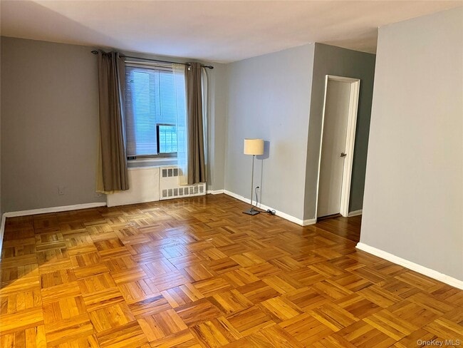 Building Photo - 277 Bronx River Rd Unit 3M