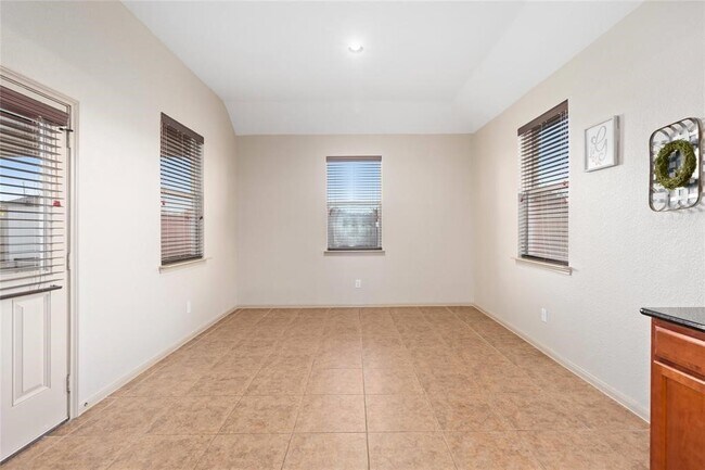 Photo - 2886 Aurelia Ln