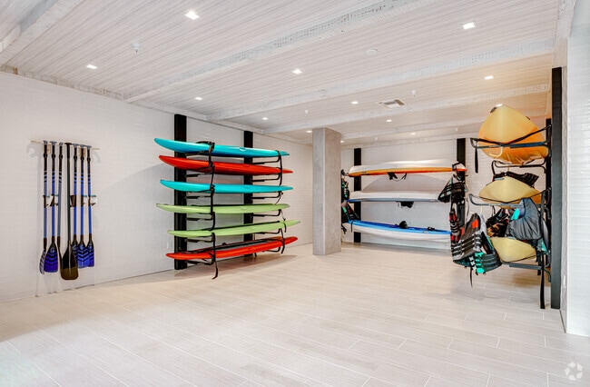 Paddle Room