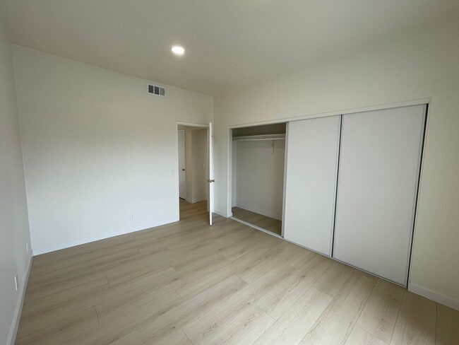 Photo - 11459 Collins St Unit 205