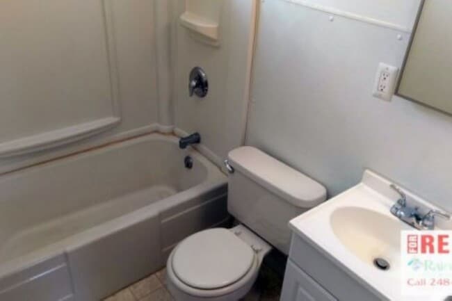 Photo - 315 Alderson Ave