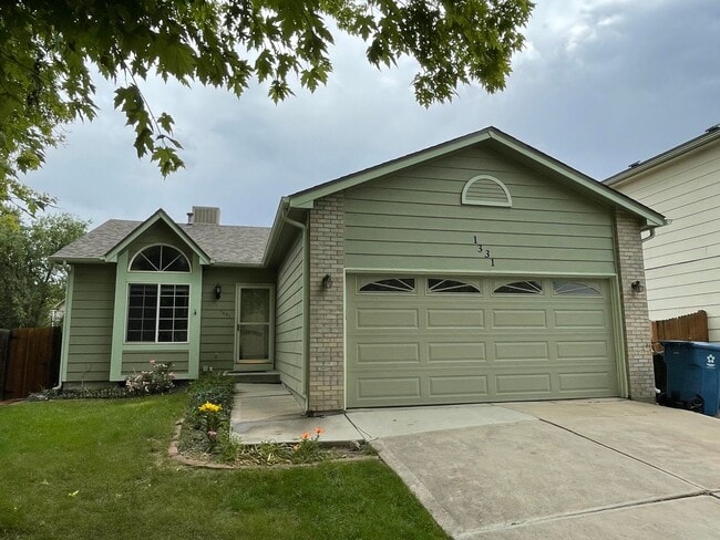 Building Photo - Lovely 3 Bed/2 Bath in Westminster! Available June