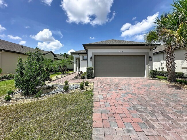 Photo - 1057 Umbria Dr