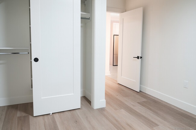 Photo - 267 Main St Unidad 204