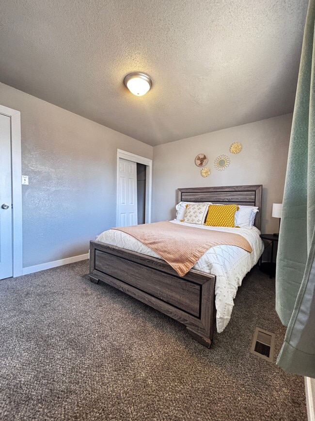 Photo - 1818 Seminole Ln