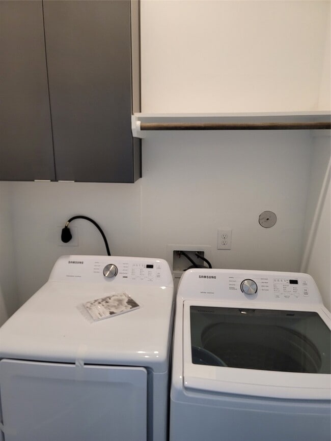 Photo - 5859 Dolores St