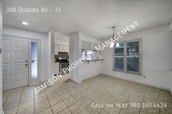 Photo - 308 Queens Rd