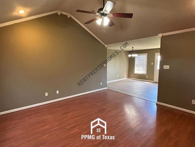 Photo - 2808 Browning Cove