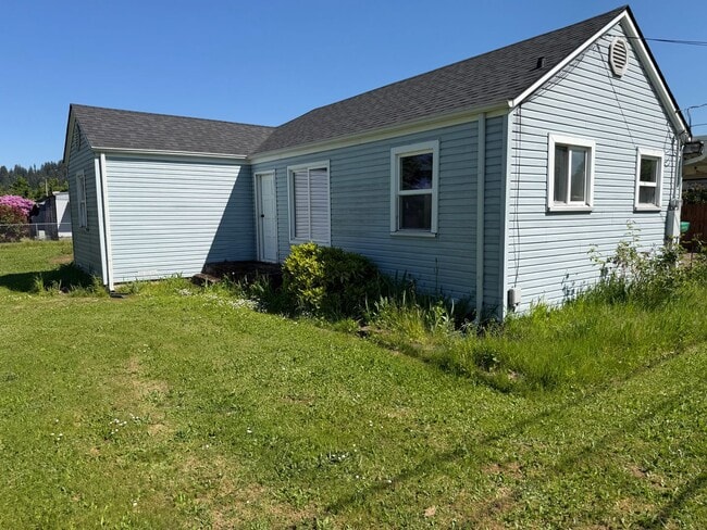 Photo - Great Thurston Home!