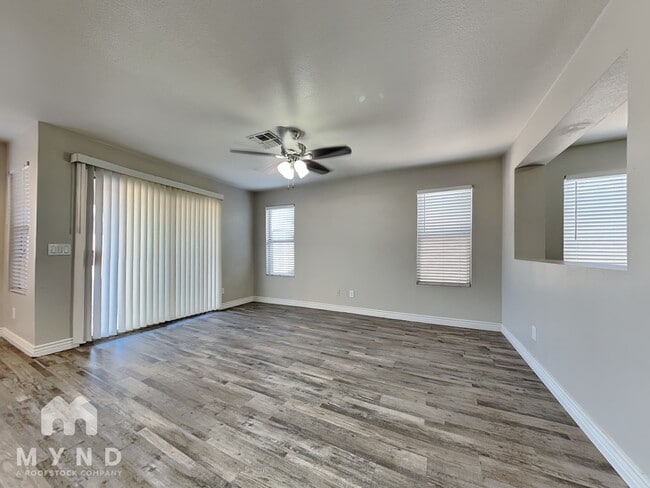 Photo - 4646 N 84th Ln