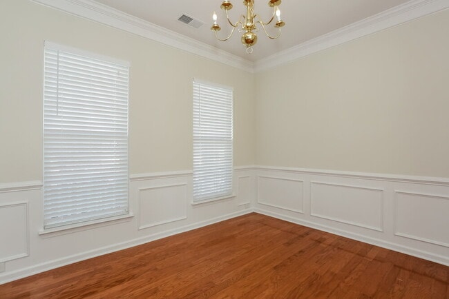 Photo - 2722 Forest Grove Ct