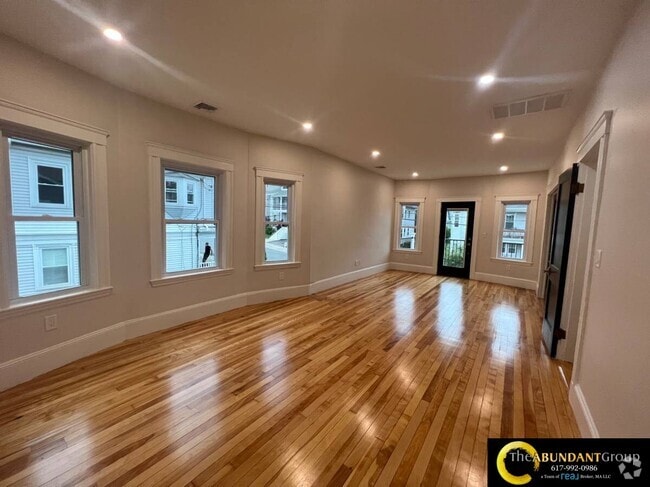 Building Photo - 151 Hillside Rd Rental