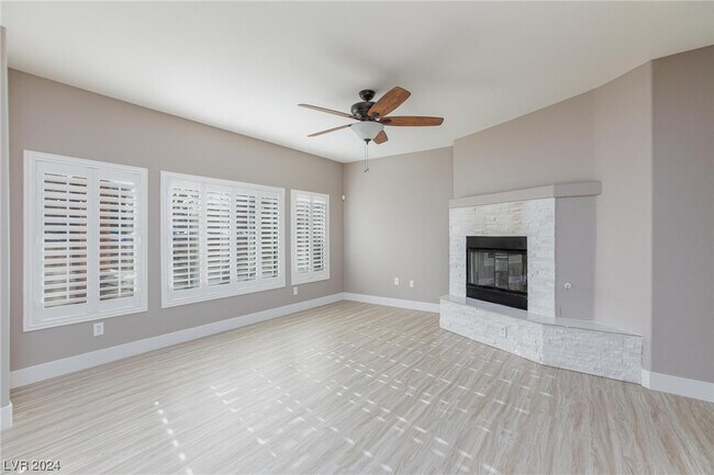 Photo - 10601 Pedal Point Pl Unidad 102