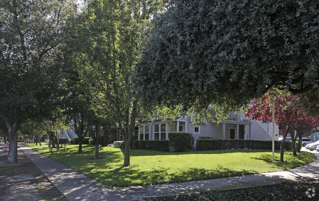 Photo - Baker Park