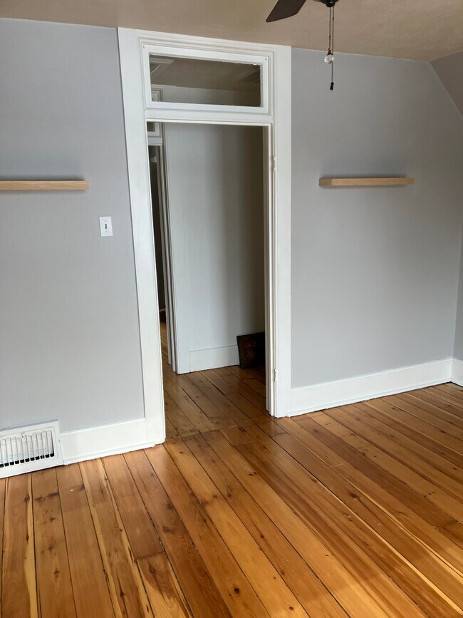 Photo - N70W5420 Bridge Rd