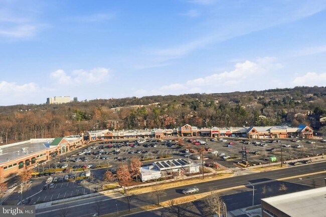 Photo - 4600 Duke St Unit 1623