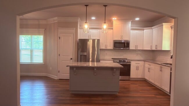 Photo - 4050 Stowe Dr