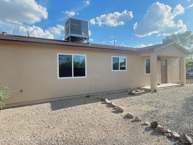 Photo - 2618 N Sparkman Blvd