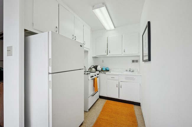 Apartments@1220