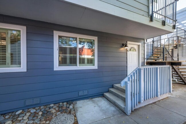 Photo - 605 Highland Ave
