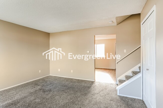 Photo - 5427 Carbondale Dr