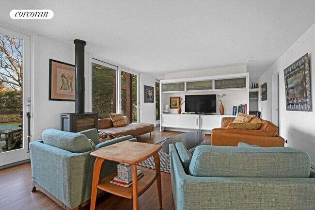 Photo - 22 Whitney Rd