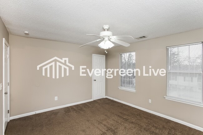 Photo - 201 Ambling Cir