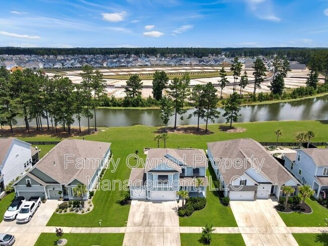 128 Whaler Ave