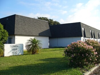 Photo - Sunrise Villa Apartments