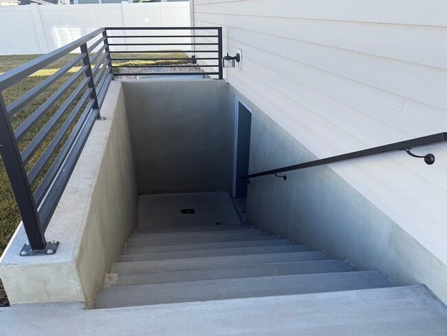 Separate Entrance - 1322 E 750 S Unit 1324