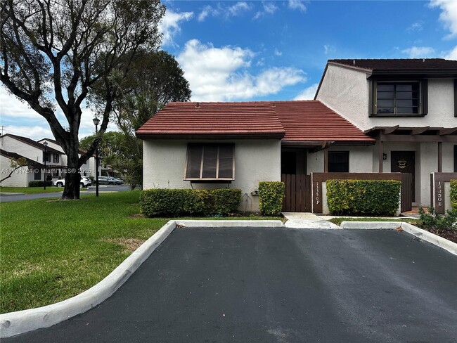 Photo - 13350 SW 88th Ter Townhome