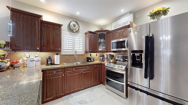 Photo - 16247 SW 92nd Terrace